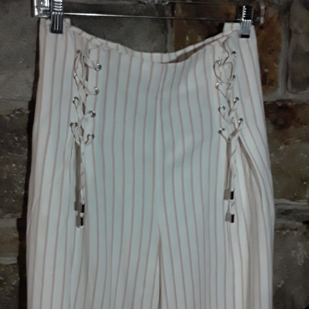 Wide leg pants